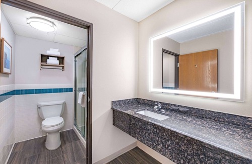 Proctor Hotel | AmericInn by Wyndham Duluth South Black Woods Event Center