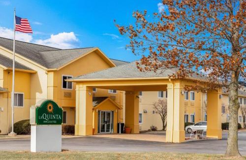 Frankfort Hotel | AmericInn by Wyndham Frankfort IN