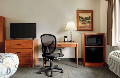 Havre Hotel | AmericInn by Wyndham Havre