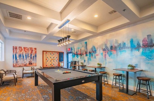 Glendale Sports and Entertainment District Apartment | Amiable 2BD King Bed with Pool, Hot Tub, Gym, Parking
