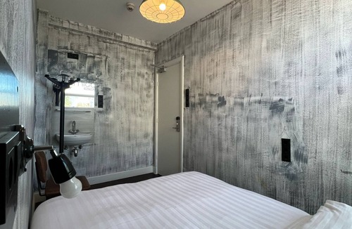 Dapperbuurt Hostel | Amigo Hostel