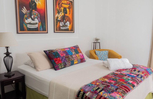 Flores Hotel | AMINA Inn