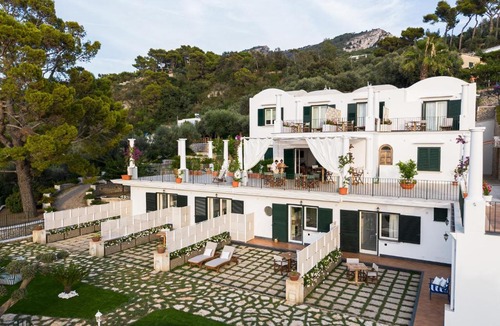 Anacapri House | Amira Capri