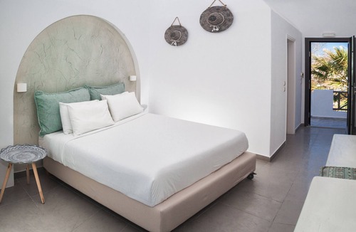 Fira Hotel | Amity Superior Suite