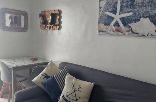Vila Caicara Apartment | Amor e aconchego beira mar e ar condicionado