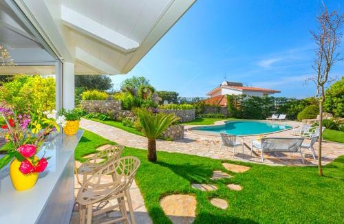 Sant'Agata sui Due Golfi Villa | AMORE RENTALS - Resort Ravenna - Villa Cavaliere