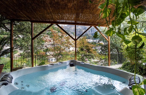 Positano Villa | AMORE RENTALS - Villa Elio with Sea View, Heated Pool and Parking
