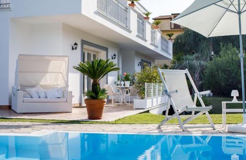 Sant'Agnello Villa | AMORE RENTALS - Villa Lia