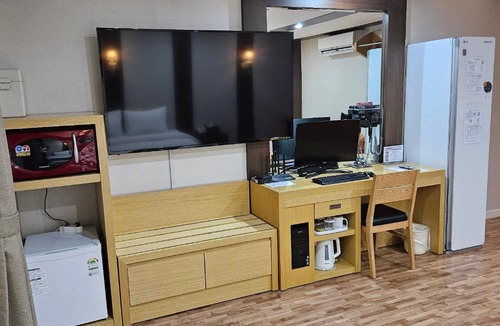Yeongtong-gu Hotel | Amour Hotel
