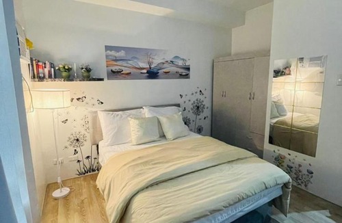 Bantud Hacienda Apartment | Amourette’s Studio at Mesavirre Garden Résidences
