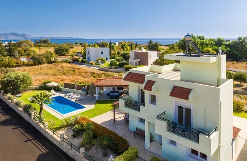 Gennadi Villa | Amphitrite Villa - Four Bedroom Villa, Sleeps 8