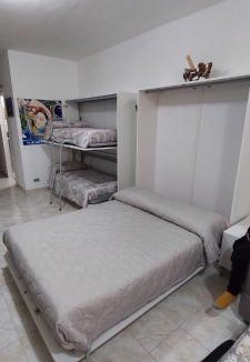 Latte Apartment | Ampio monolocale con terrazzo - a 2 passi dal mare