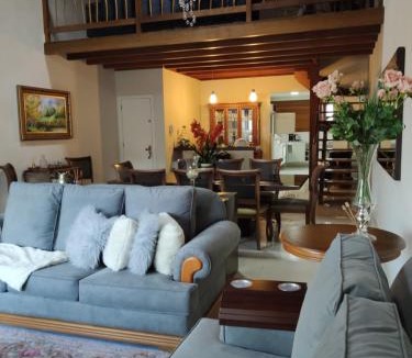 Gramado City Centre Apartment | Ampla Cobertura no Centro de Gramado