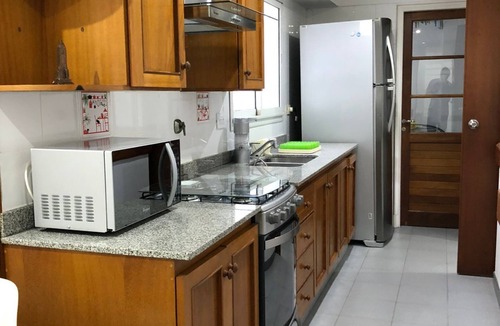Lanus Apartment | Amplio Departamento en Buenos Aires - Equipado - Zona Gastronómica - Vista