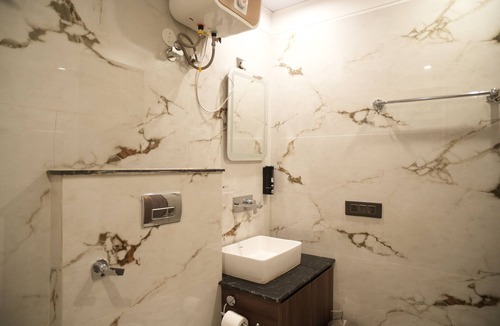 Udyog Vihar Hotel | Amrit Residency