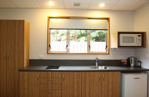 North Dunedin Hotel | Amross Motel