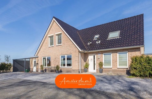 Zwanenburg House | Amsterdam Group Villa | 12 + Beds | 3- bedrooms