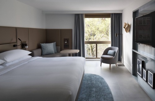Vondelbuurt Hotel | Amsterdam Marriott Hotel