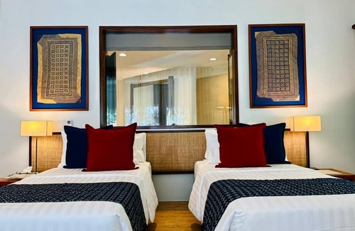 Anda Resort | Amun Ini Beach Resort & Spa