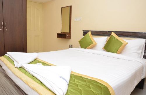 Allapakkam Hotel | Amutham Inn
