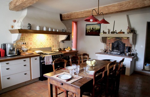 Correns House | An authentic, comfortable 18th-century residence in the heart of Provence