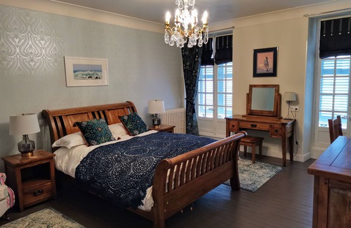 Le Lude Bed & Breakfast | An elegant, comfortable guest house in the Pays de la Loire region, France