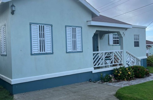 Butlers House | An exceptional fully equipped 3-bedroom suite.