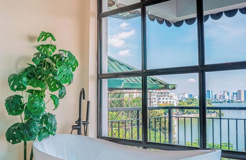 Thuy Khue Hotel | An Homestay Lakeview Apartment