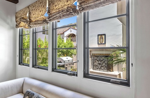 Historic Tennis Club Condo | An upscale vacation villa nestled in the heart of Downtown Palm Springs