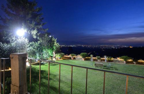 San Gennaro Apartment | Anacleto via Castello 48
