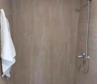 Serantes Hostel | Anam Cara House