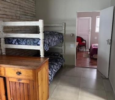 Walvis Bay House | Anas Inn