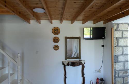 Lesbos Apartment | Anatoli house skoutaros