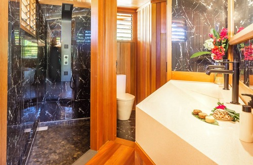 Taha'a House | ANAVAI LODGE