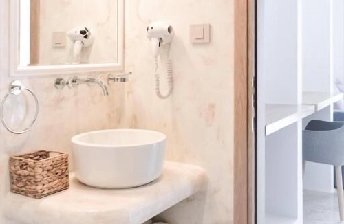 Lerna Hotel | Anavalos