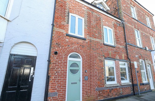 Weymouth Cottage | ANCHOR COTTAGE, family friendly, country holiday cottage in Weymouth