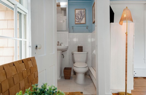 Nantucket Town Hotel | Anchor Inn