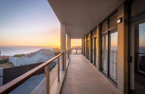 Bothastrand House | Anchor's Haven Hersham
