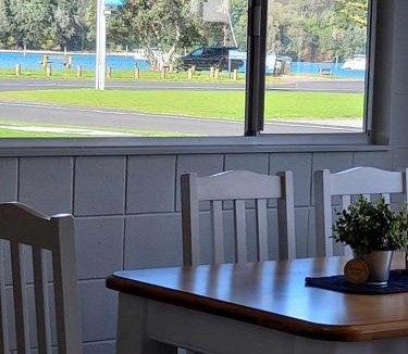Whangamata House | Anchor watch