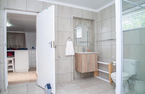Linkside Apartment | Anchorest Accommodation MosselBay