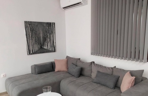 Nea Skioni Apartment | Anchors Aweigh 50m From The Sea