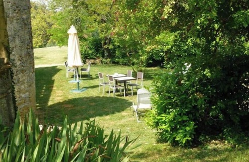Lamothe-Landerron Bed & Breakfast | Ancien Haras de la Tour - One-Bedroom Suite