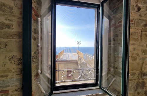 Agropoli Apartment | Ancient Aragonese Dwelling in the heart of the ancient village of Agropoli with sea view