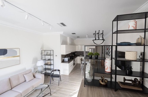 Plaka Apartment | Ancient Athens Great Apt Home Office w/Acropolis View