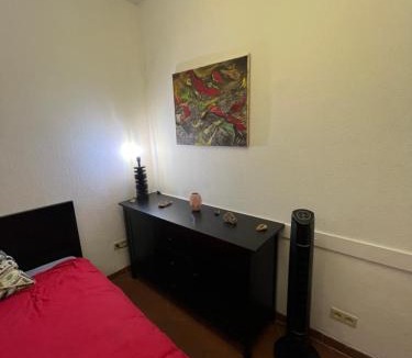 Altstadt - Sankt Lorenz Apartment | Ancient City Gate
