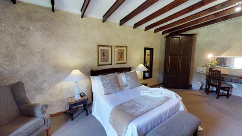 Potchefstroom House | Ancient Emperor Guest Estate