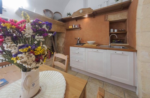 Muro Leccese House | Ancient residence with fireplace and all comfort just a few minutes from Otranto