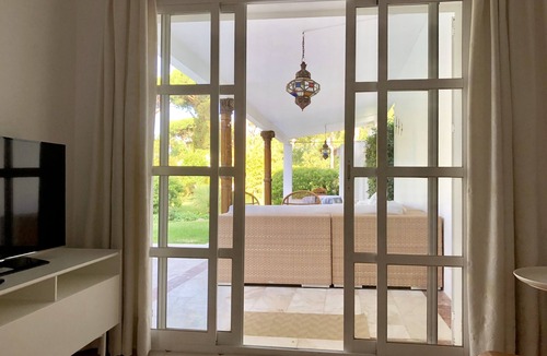 Cabo Roche Villa | Andalusian Jewel, near beach & forest, mature spacious gardens, pool, Wifi