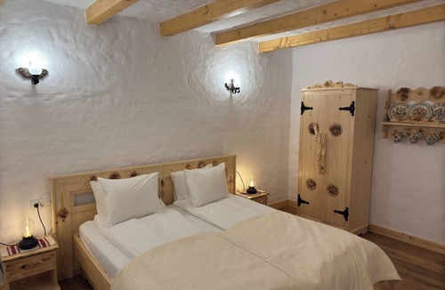 Moeciu de Sus Hotel | Andolia
