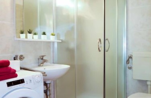 Barbat na Rabu Apartment | Andrea (RAB103) by Interhome